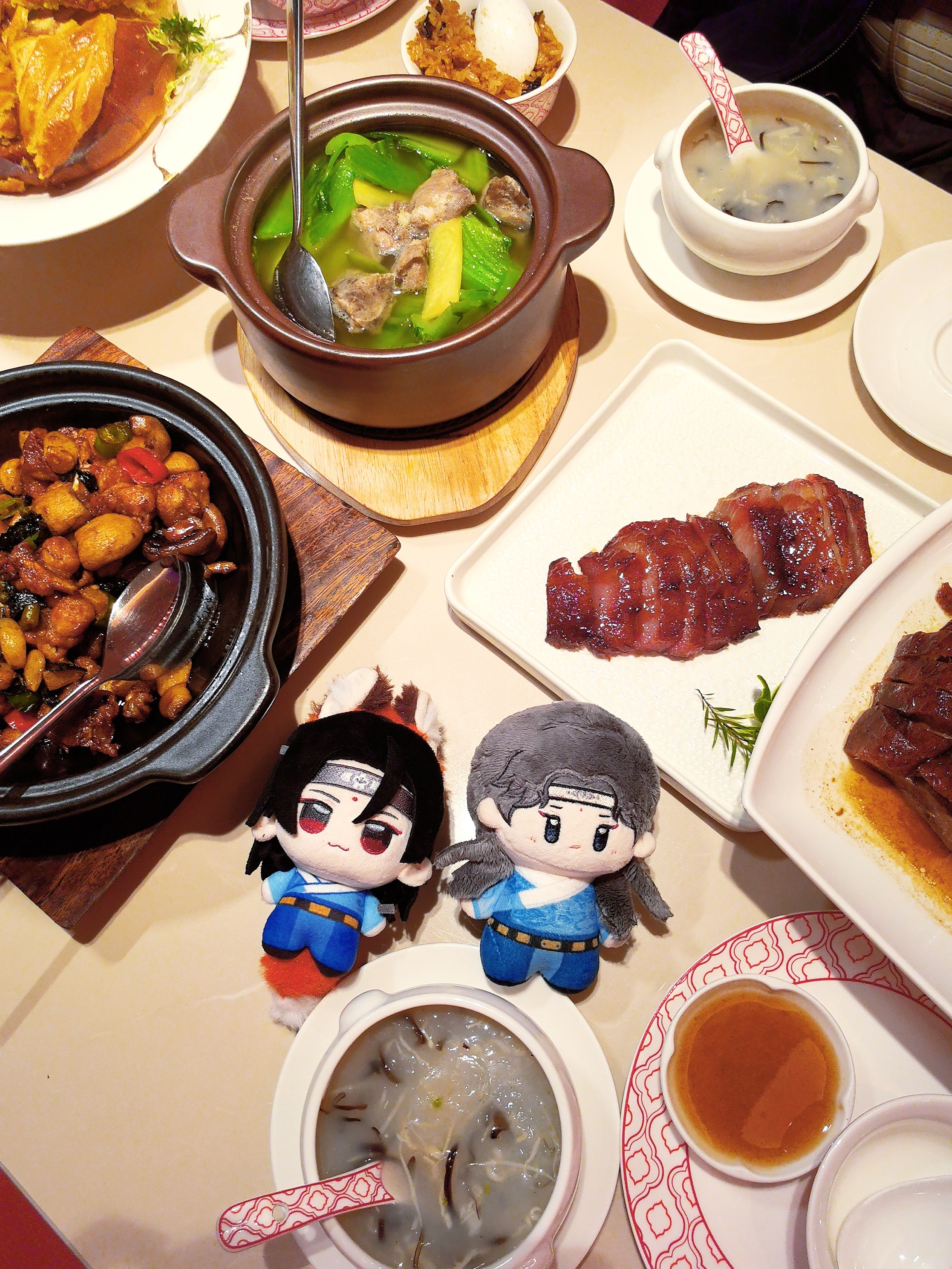 进食中