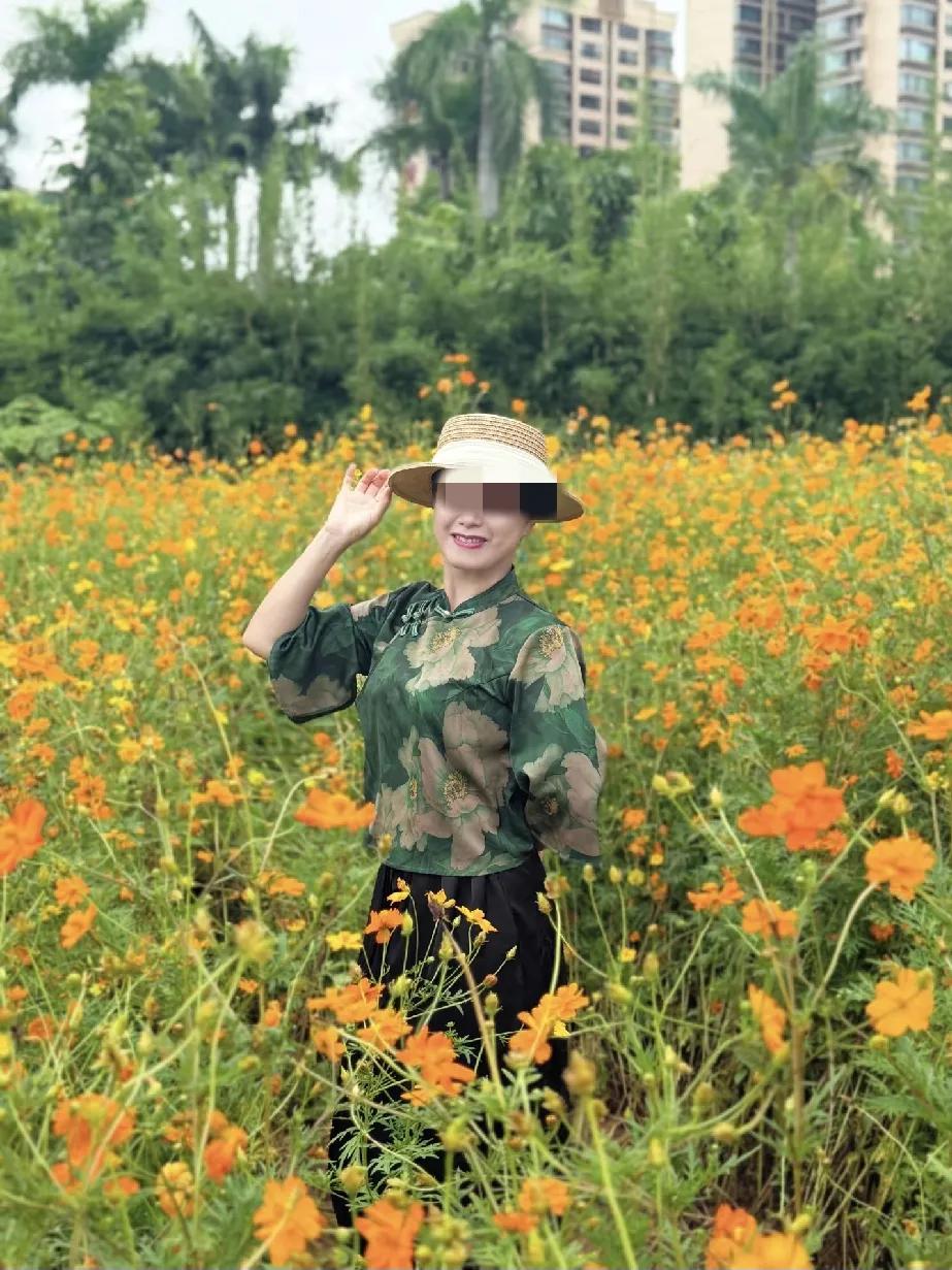 婆婆才是家庭和睦的掌舵人。女子的婆婆年年给孙辈发压岁钱，小叔子结婚8年没孩子。