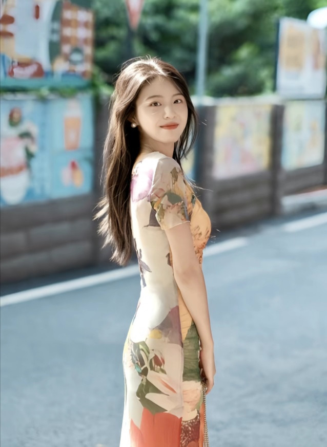 圆润饱满，匀称修长