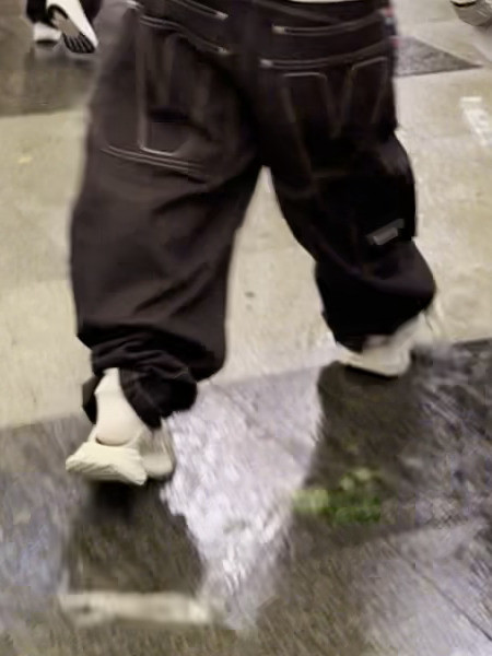 西海岸风（伪孩子到底有多少大肥裤子裤子塞袜子里就不会掉地上了真聪明