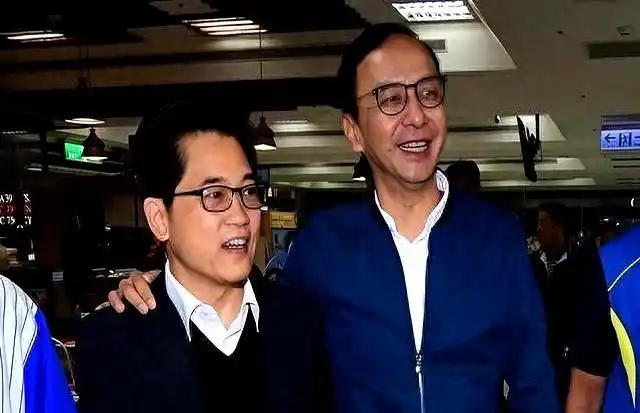 国民党在任党主席访问大陆，历史上好像只有4次。第一次是2005年连战访问大陆，