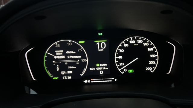 刚刚提的车回家油耗有点低1、车门实在软，玻璃升降器车门会动2、车机百度导航根