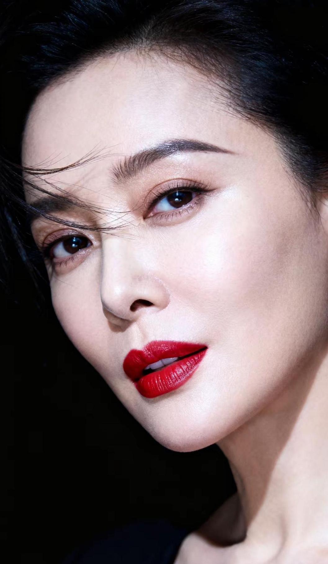 老阿姨，风华绝代，