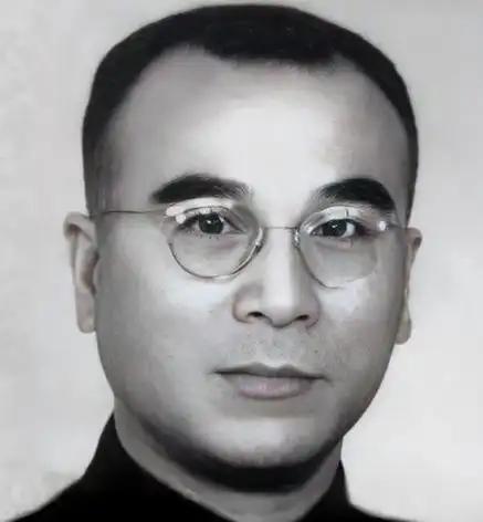 1979年春，一个曾从死刑架下救出上万人的哈佛博士，死在海宁一间只有四平米的破屋