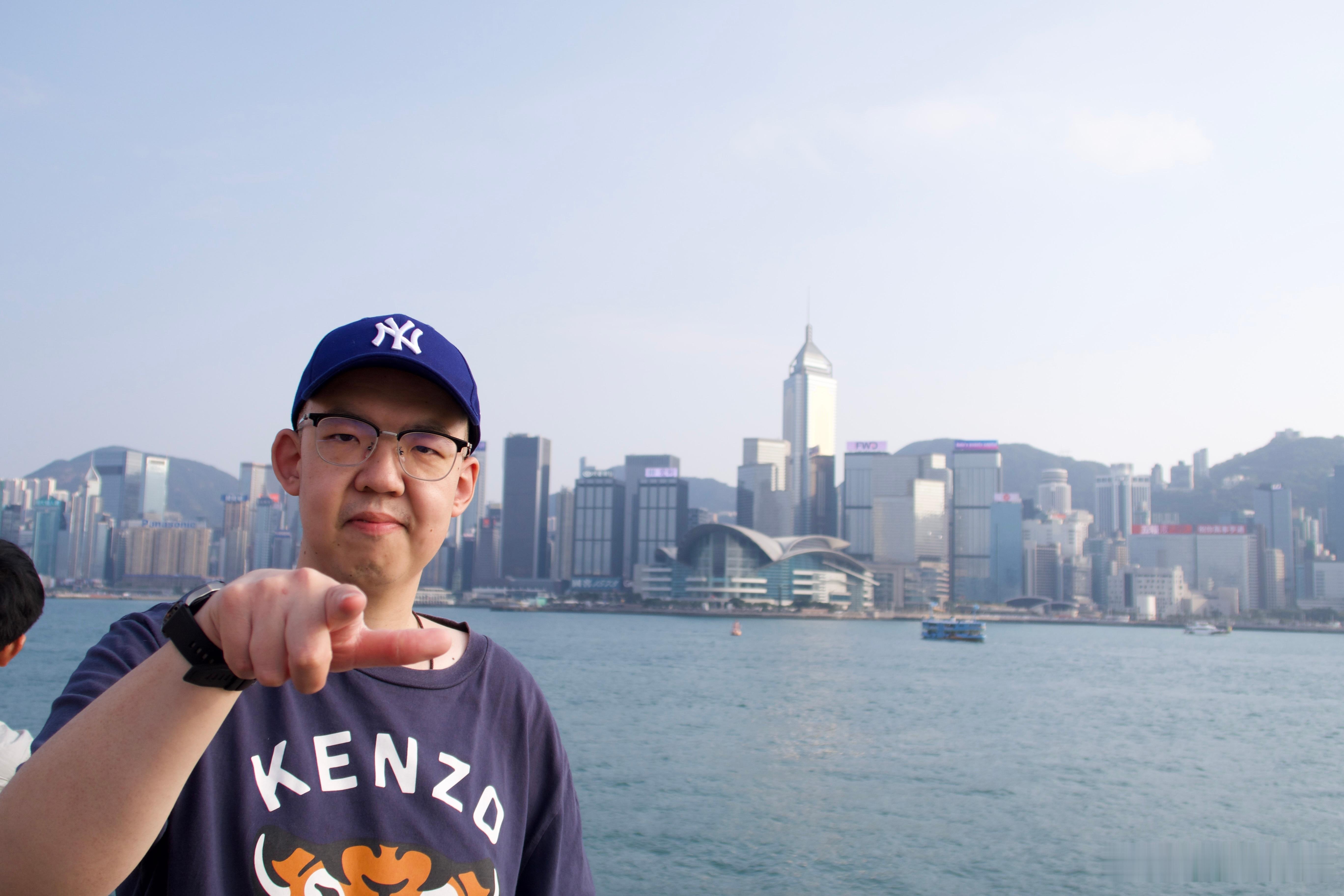 李嘉诚经典手势！！😬👍维多利亚港网红打卡地李嘉诚三件套同城热门香港·维多利