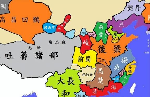 朱温有多厉害？唐朝一百年都搞不定的藩镇，被他半年解决唐朝后期，藩镇割据闹得中