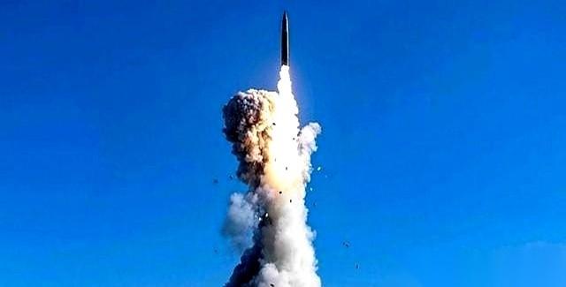 “一旦开战，我们撑不过1小时。”十年前，一个俄罗斯专家的“提醒”，像根刺一样，