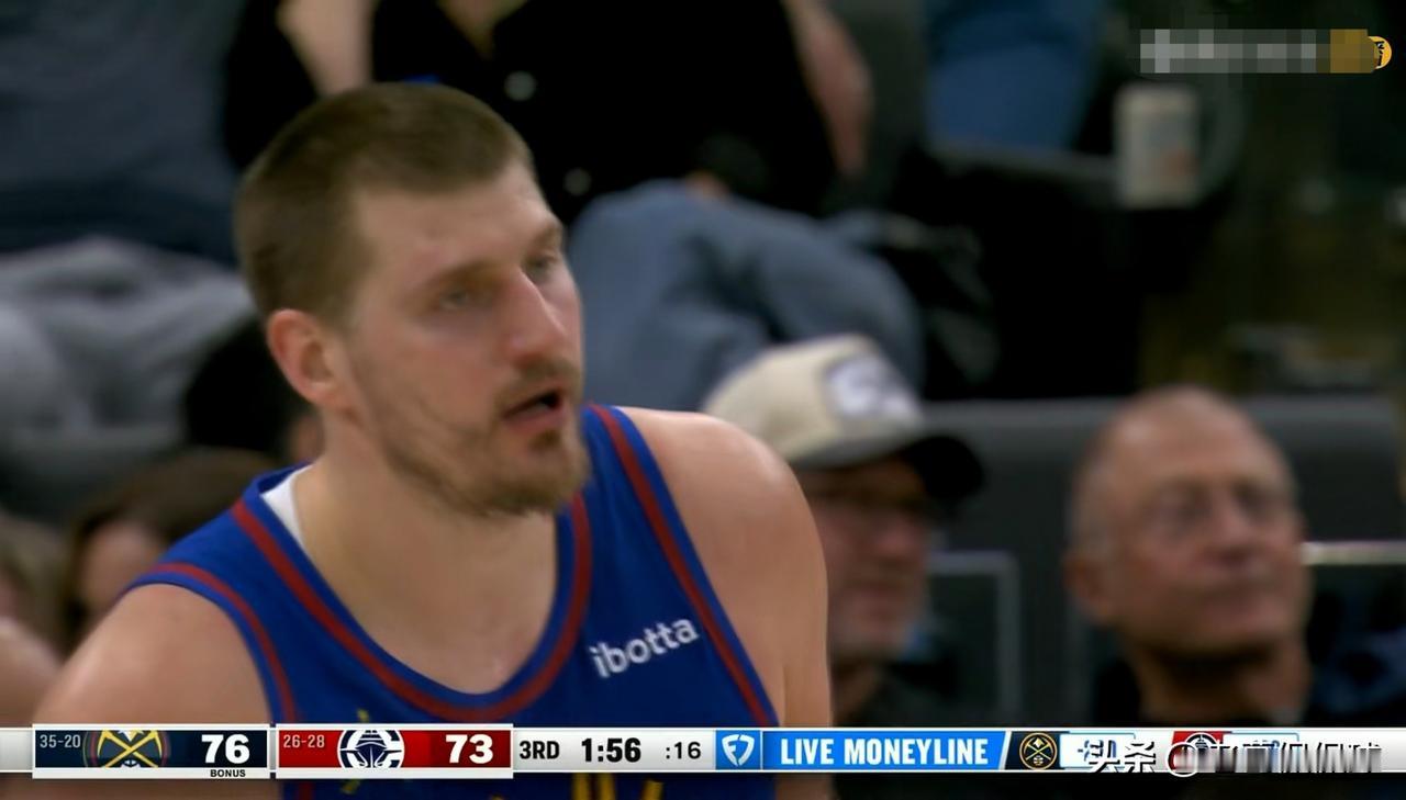 掘金超级球星约基奇终于变老实了！在今天掘金客场以114：115惜败于快船的比赛中