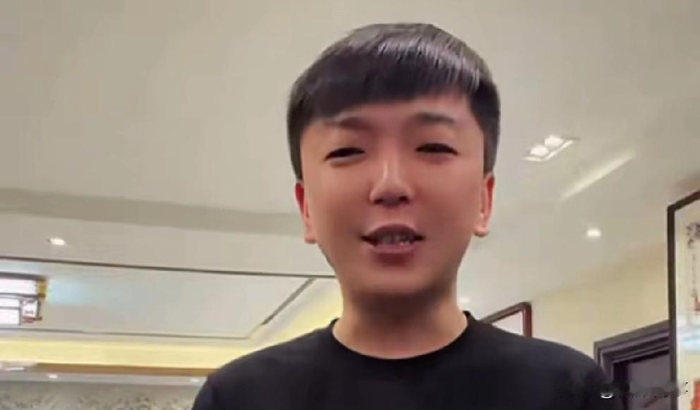 刘一手连麦王某人连麦压节奏！随后刘一手连麦表示在粉丝群内压