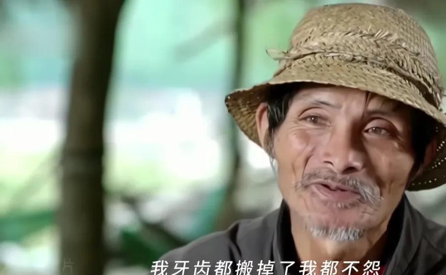 1989年，一位六旬老人不听劝阻，效仿