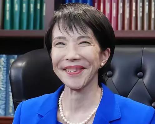 憋了整整5天，日本首相高市早苗终于露面了，她针对中国的制裁发表了回应。1月