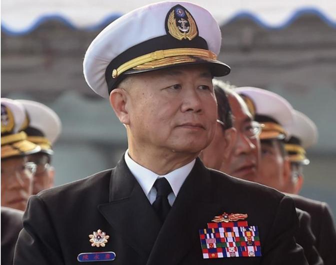 “若台海战争爆发，从头打到尾，台湾会全毁！”台湾海军前司令陈永康一边警告