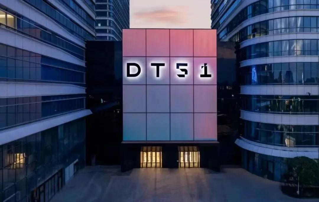 2025年，西安商业领域，既有全新商业体惊艳亮相，也有老牌商业项目焕新升级，为城