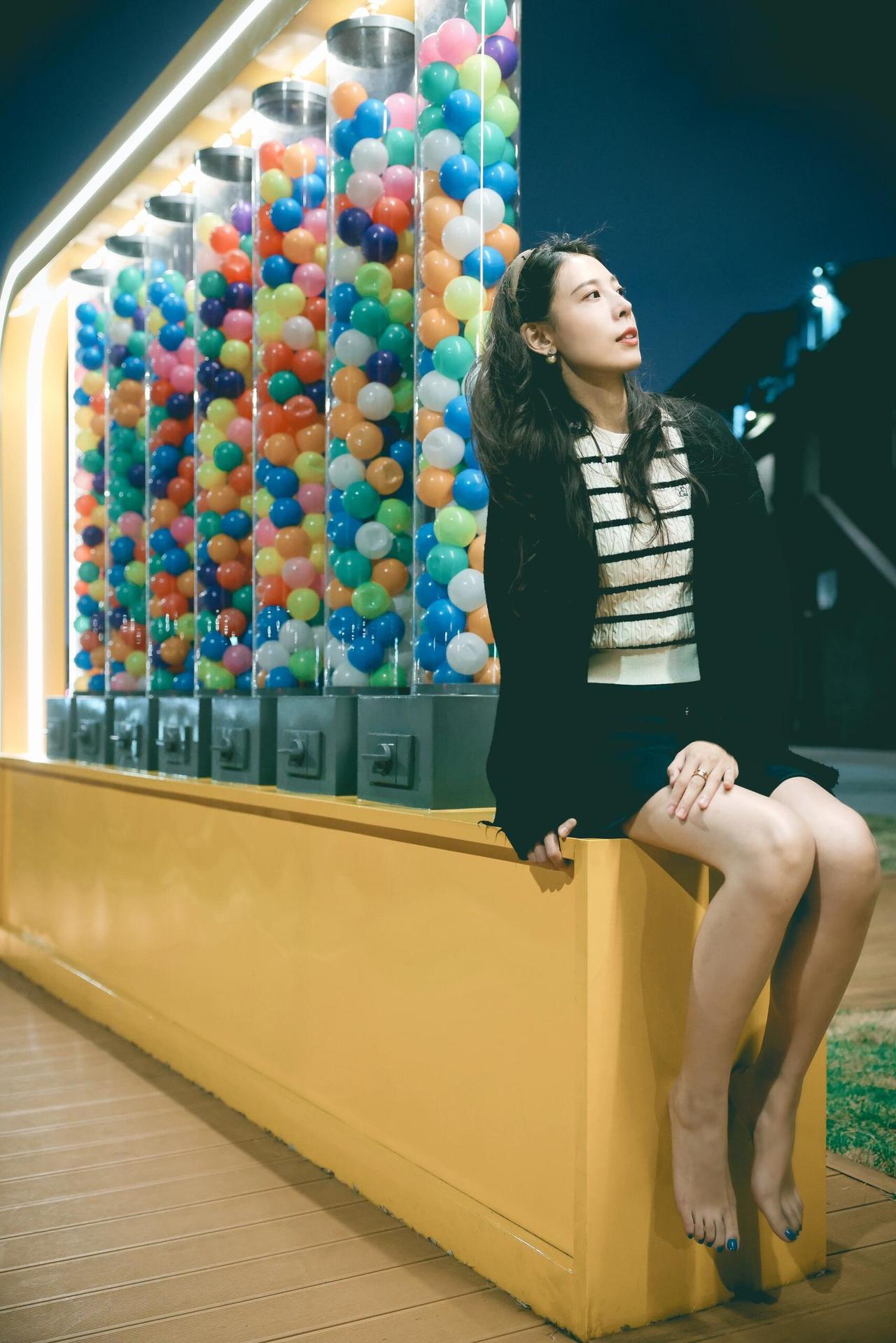 来一组90年代的港风老照片。