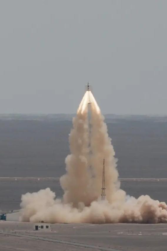 今天（6月17日）12时30分酒泉进行了“梦舟”下一代载人飞船零高度逃逸试验，取