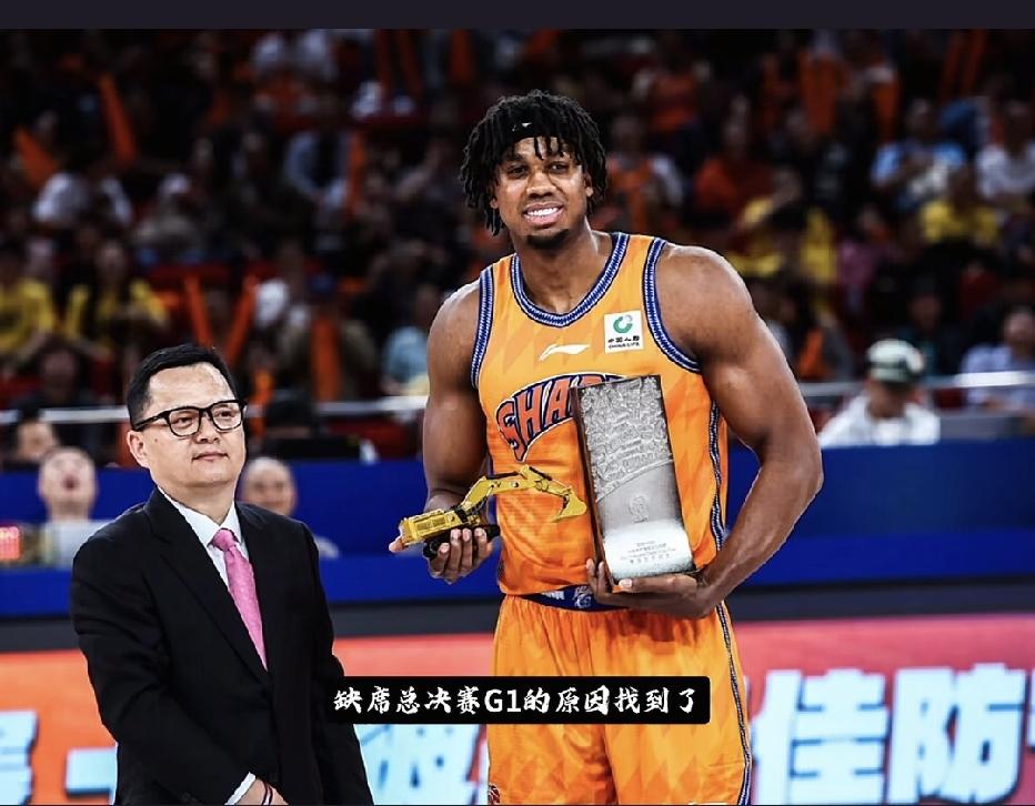 现在关于怀特塞德的消息满天飞，说法都不一致。哪个是真的，球迷一头雾水。（1）上