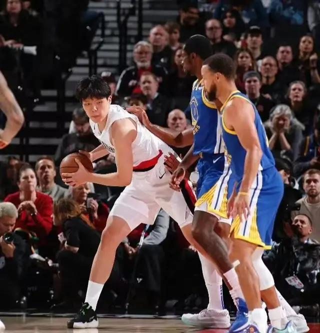 说说杨瀚森吧....其实nba的选秀,选的是潜力而杨的实力原本是二轮初的位