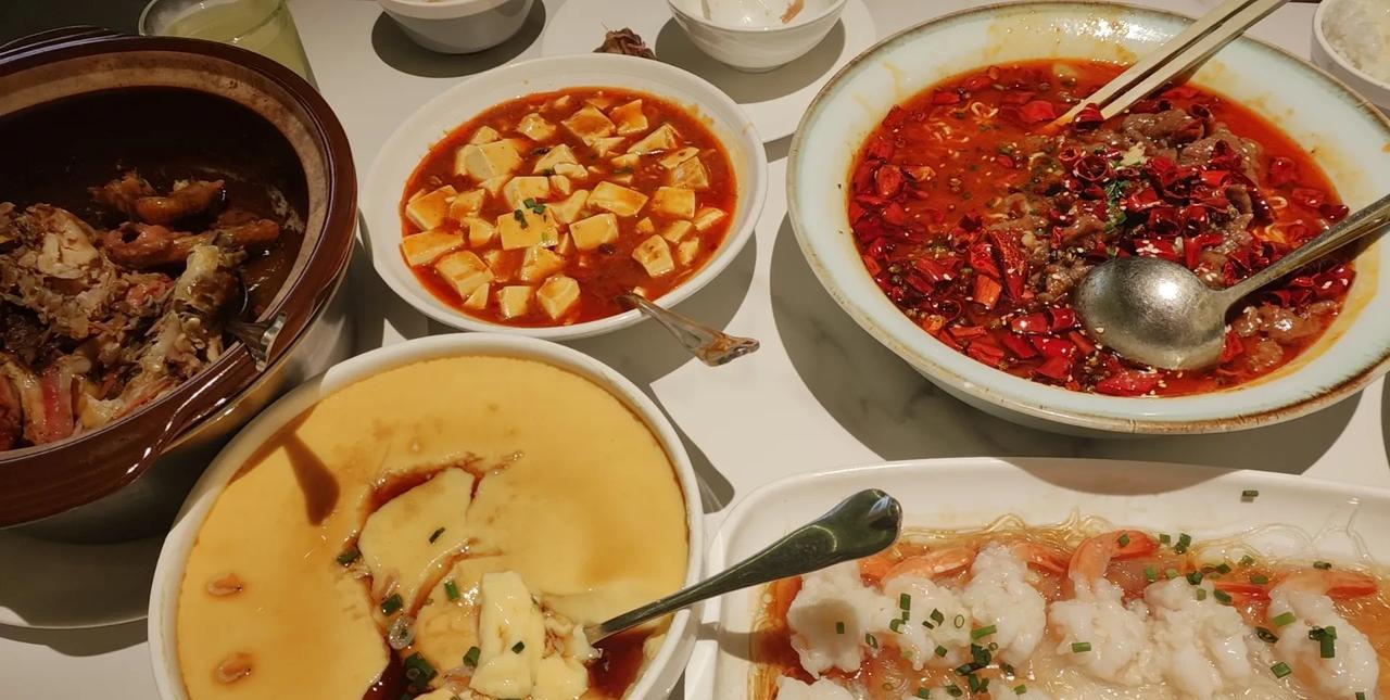 这就是目前大多数年轻人的饮食习惯，动不动就下馆子，动不动就吃变态辣的菜肴。昨天