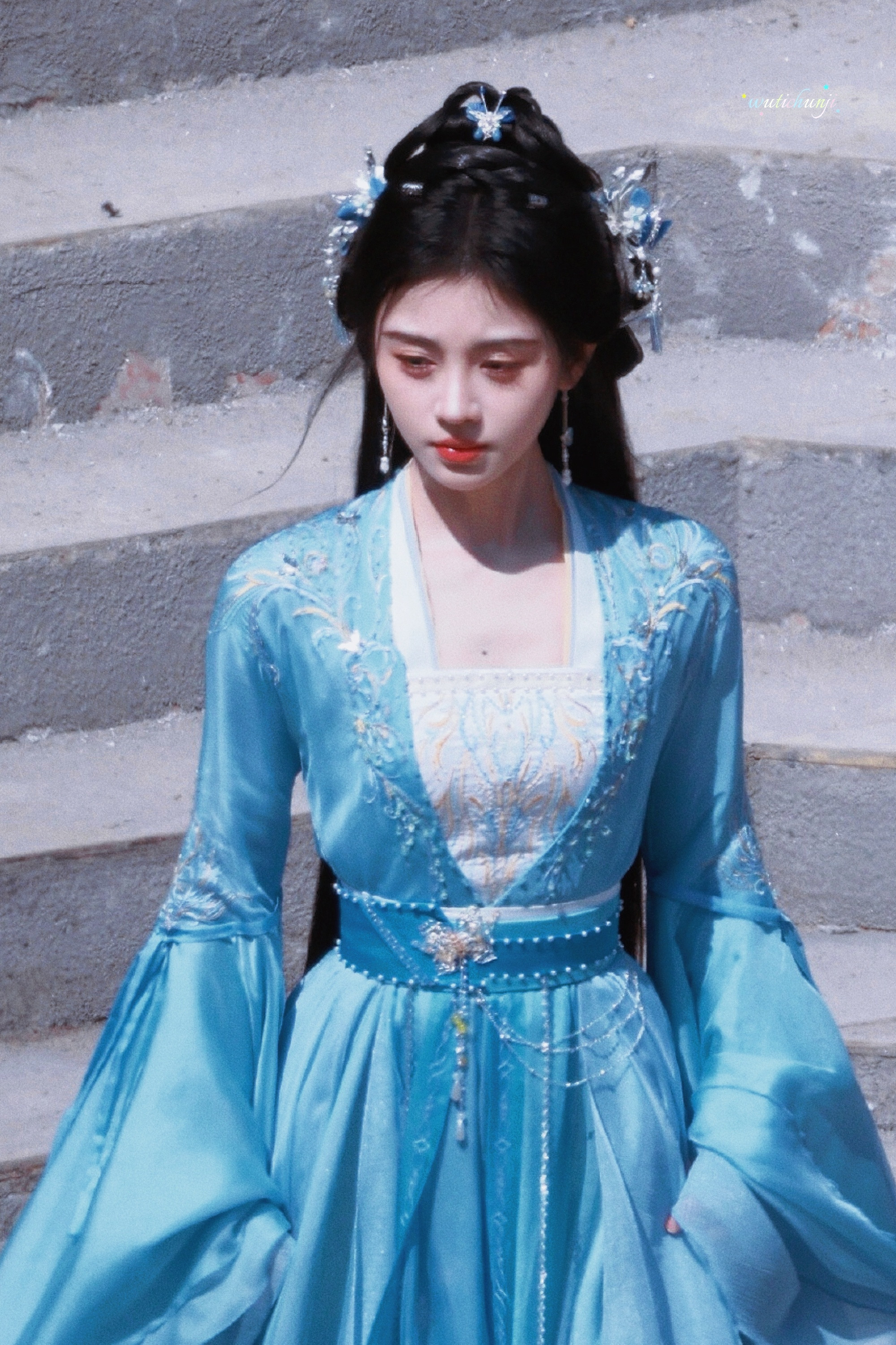 爱是繁春里万蝶振翅的顺息🦋🍃生日快乐鞠婧祎0618生日快乐﻿﻿鞠婧祎万花世界