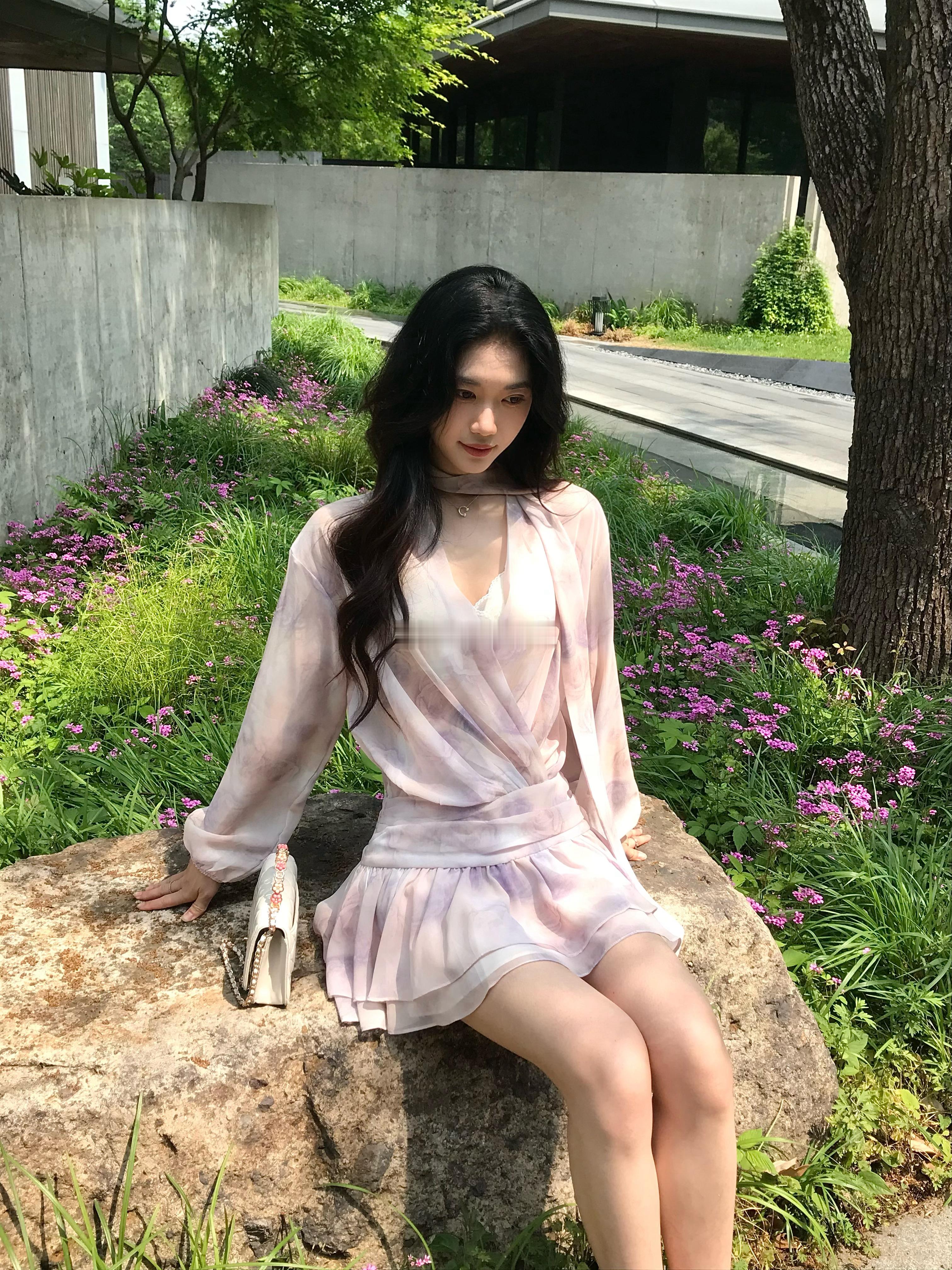 新一期的小裙子(*≧ω≦)明天见​​​