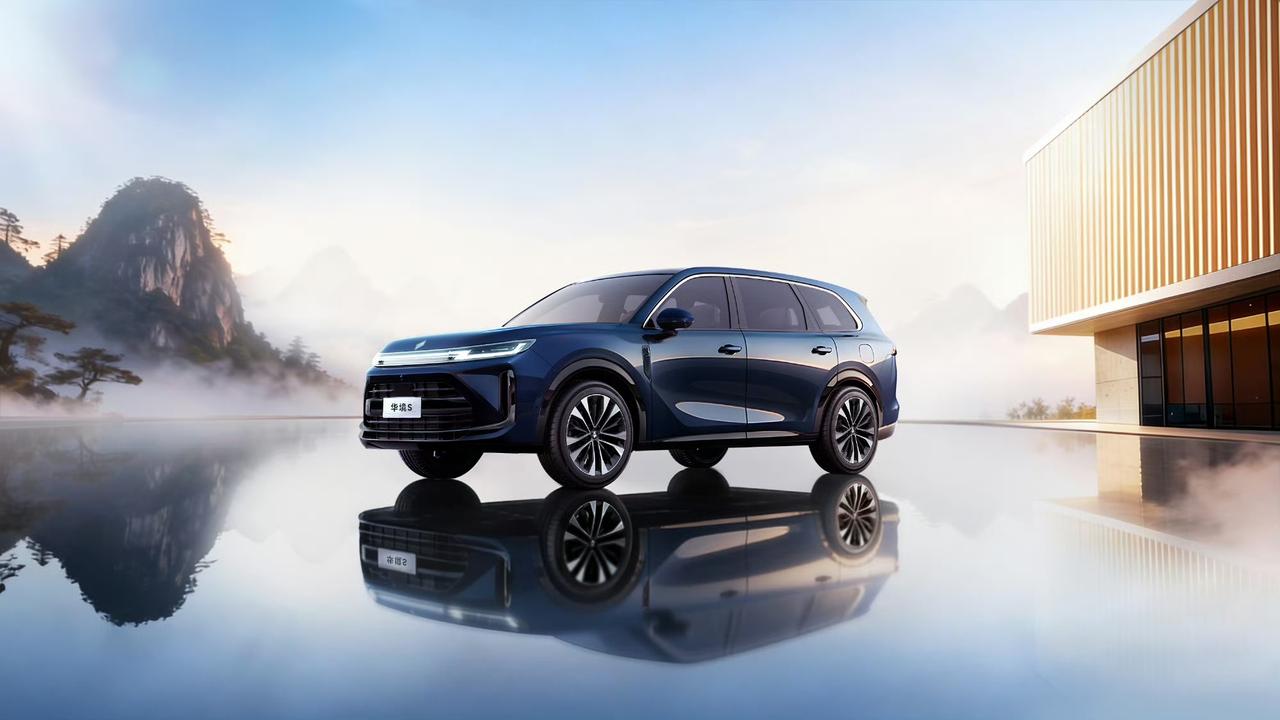 上汽通用五菱与华为深化战略合作的首款旗舰车型——华境S已正式登陆华为乾崑AP