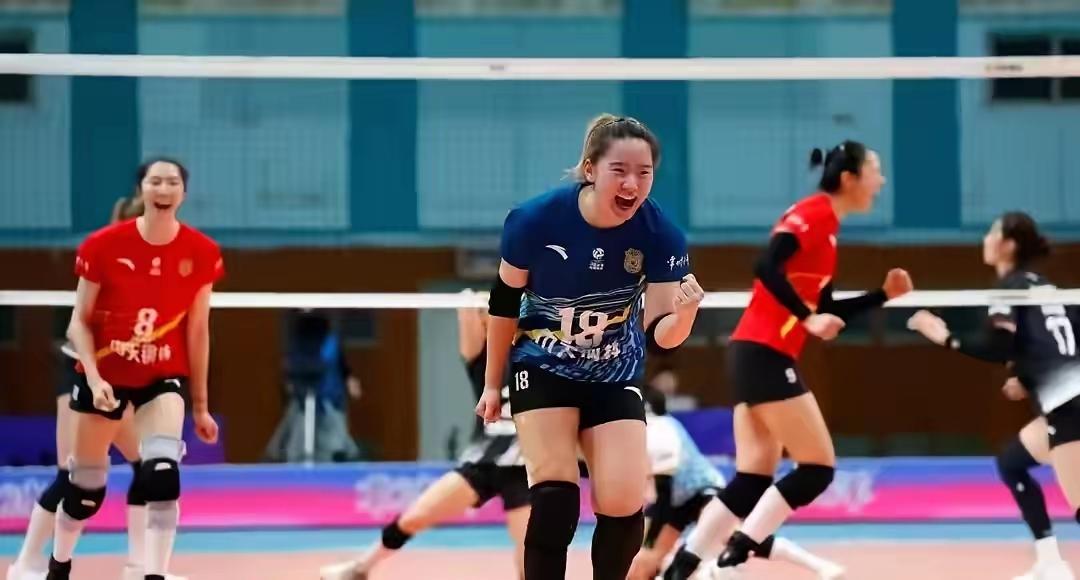 半决赛金局给了天津女排机会，却不中用，2分之差惜败，还有比这更难堪的10：25么