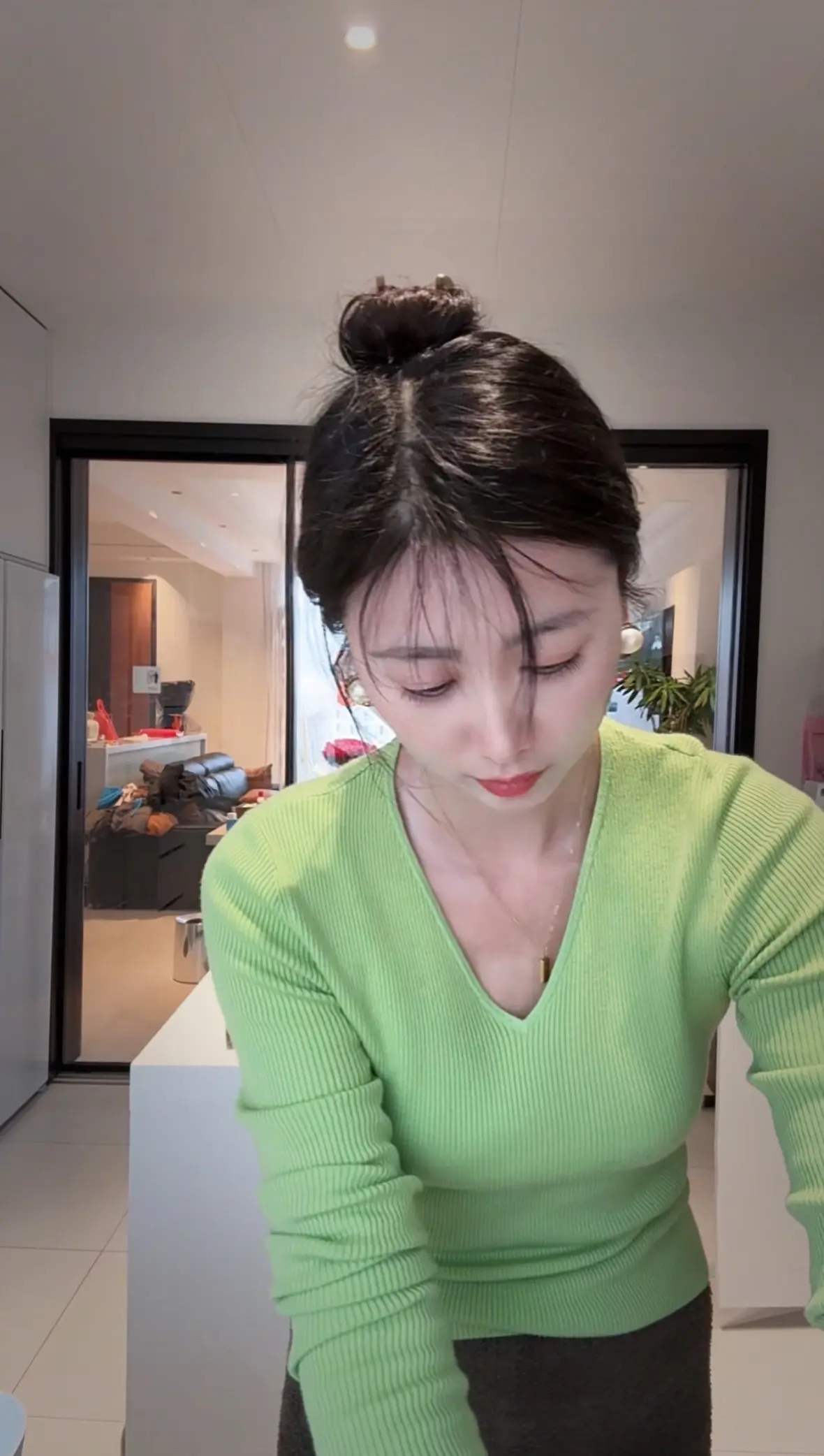 今年的除夕，在420平的小别野，和我侄子一起掌厨，各做了四五道菜，味道...