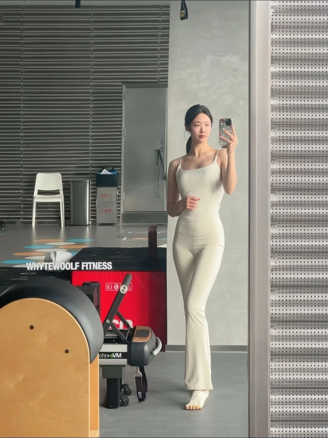 嗯～我的身材很曼妙