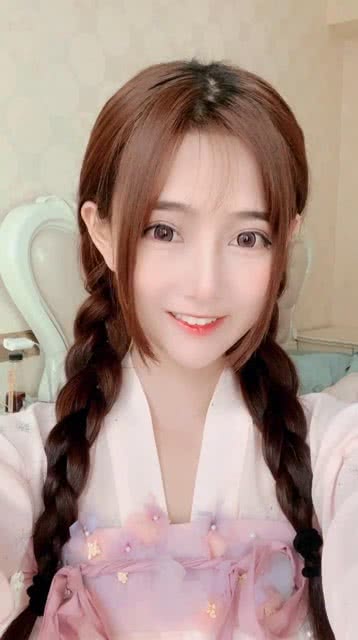 女人出轨，一旦被发现多数男人会选择离婚，可是女人也知道是这个结果，却依然出轨。