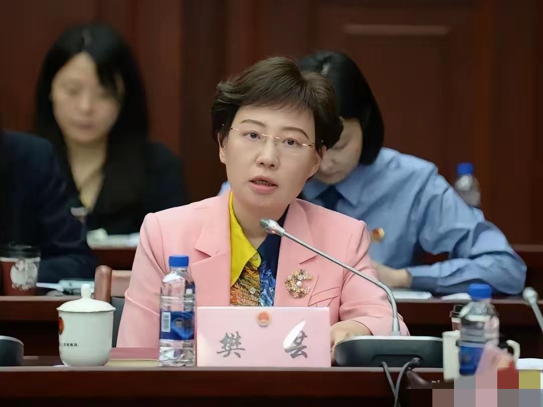 物业的天可能要亮了！不是物业费降价，也不是业主多了特权，而是国家要把物业管