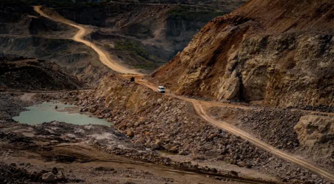 国安部这次公布特大稀土走私事件，真是让人惊掉下巴，中国稀土出口管制后，西方国家为