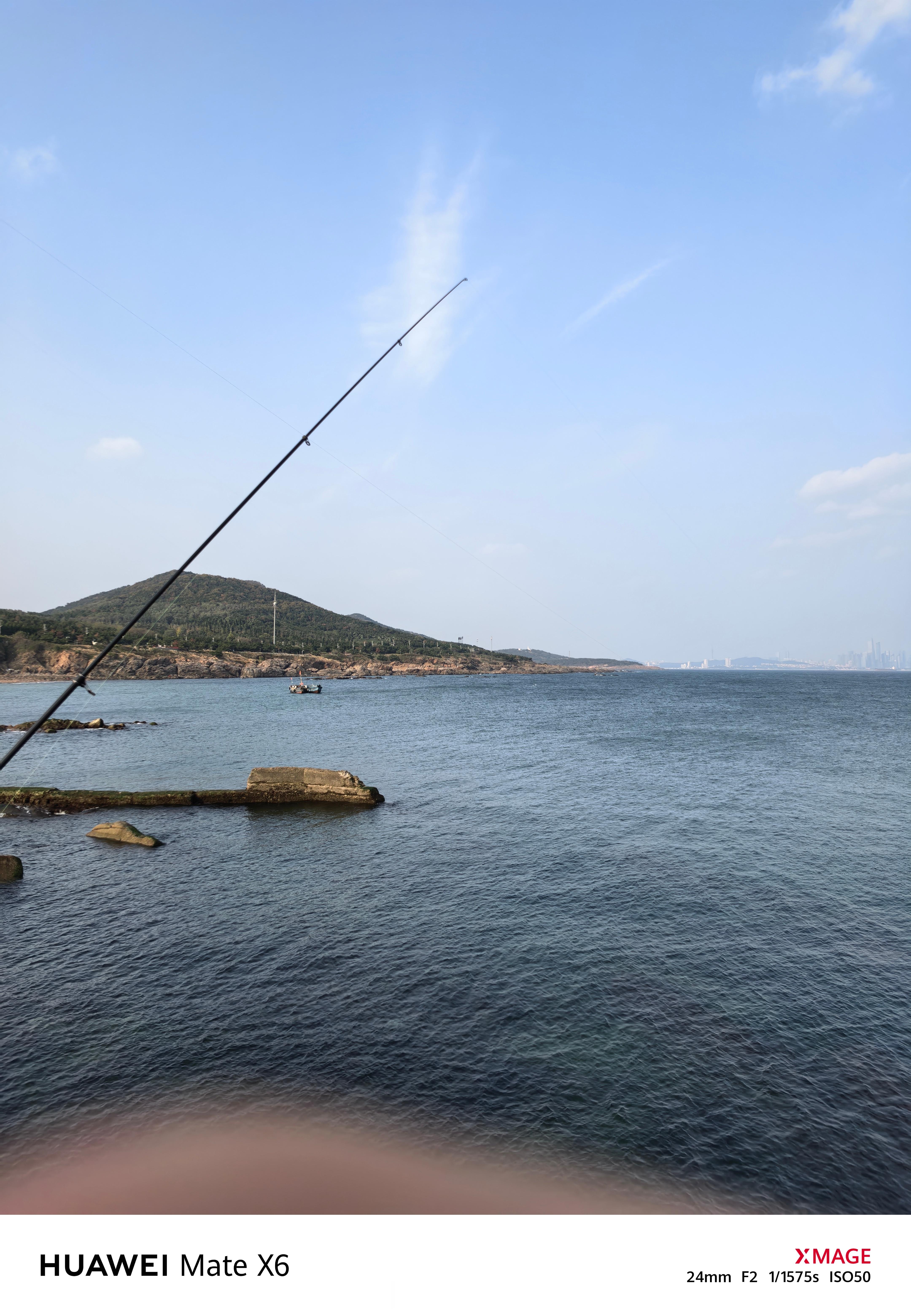 多看大自然，少与人纠缠。如果有一天没有那么大经济压力了，我就想去丽江大理开个咖啡