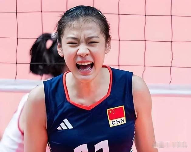 中国女排3-0赢塞尔维亚，一个最佳一人拉跨现在看中国女排的比赛，你得有一颗强