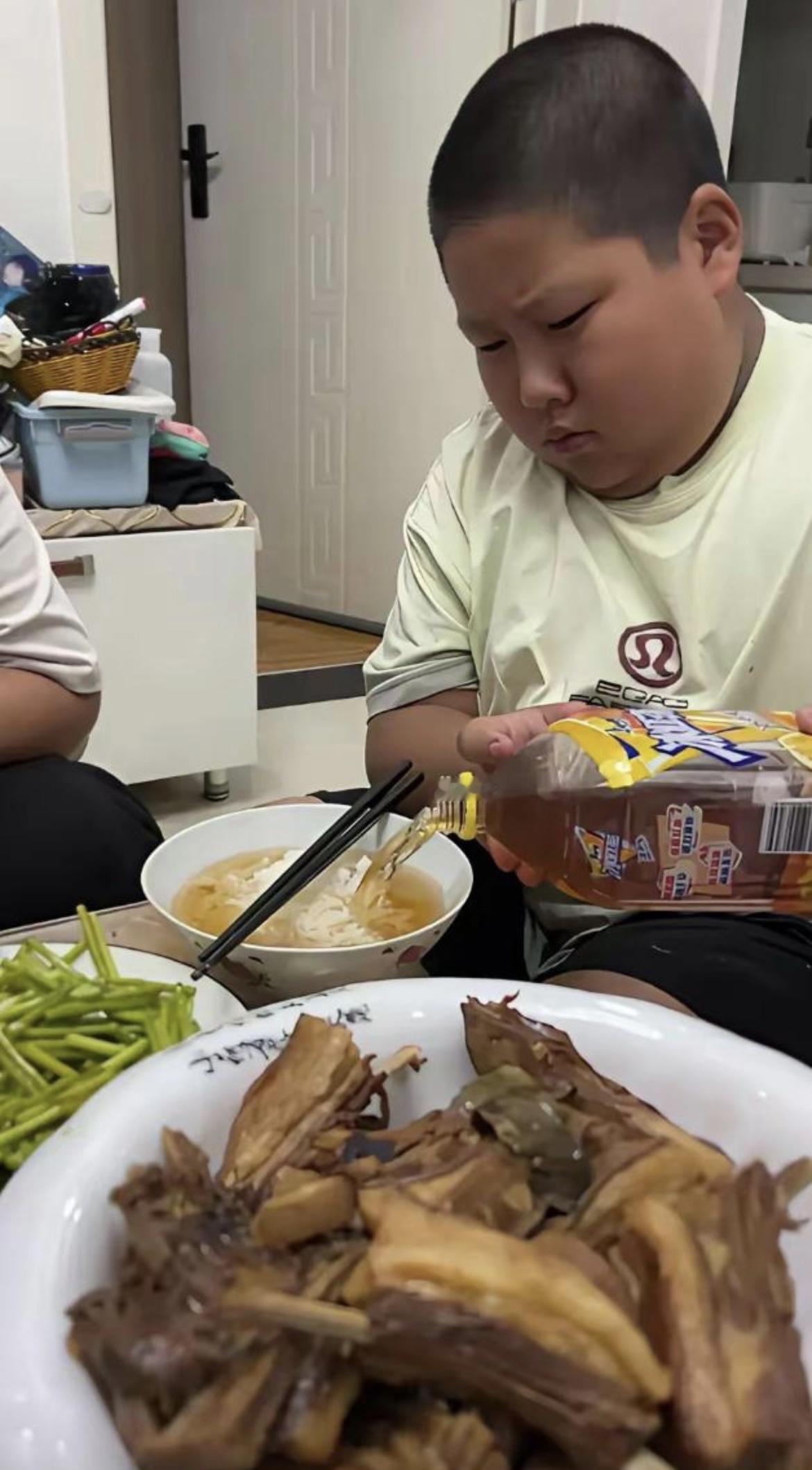 天天这样吃，老了会怎样[哭哭][哭哭][哭哭]