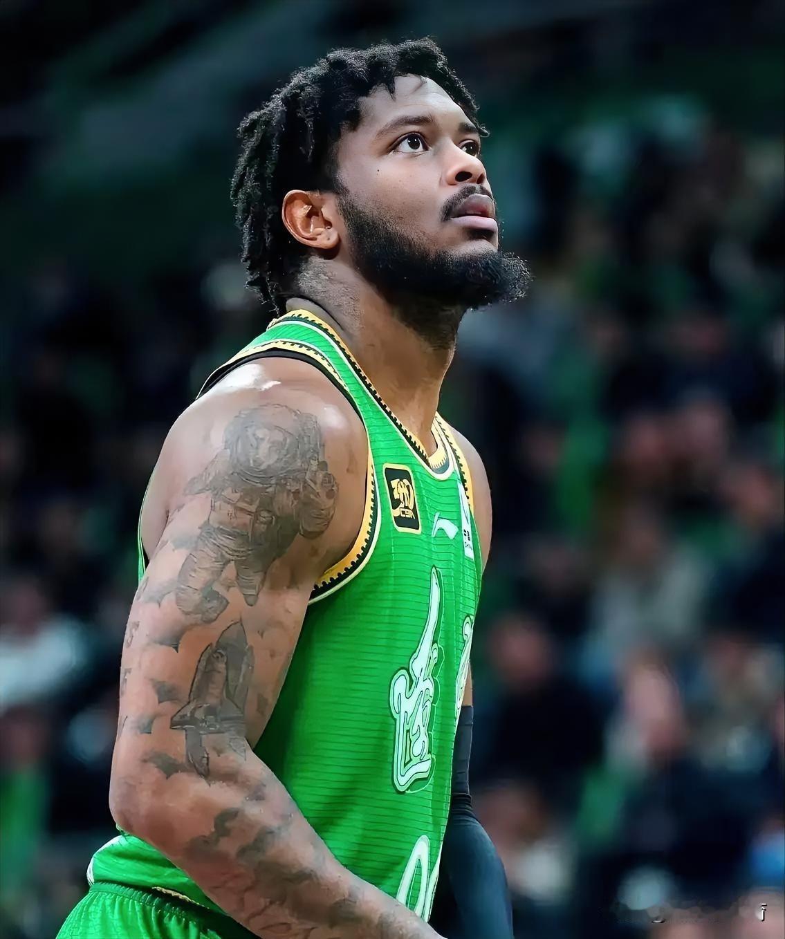 辽篮为什么会裁掉大外援奥利弗？这几天都是在讨论辽篮更换外援的事，从俱乐部杯赛的