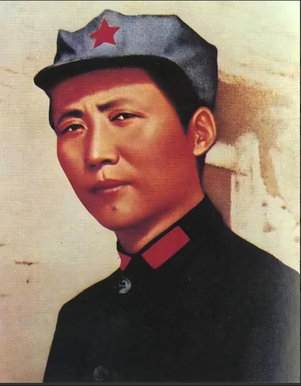 1935年，大渡河畔，红军陷绝境，毛主席正发愁。李富春匆匆来报：“有位90多