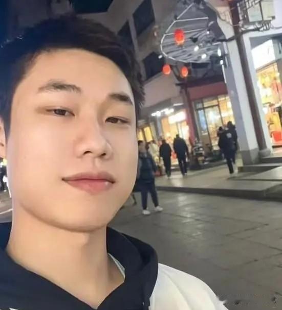 浙江一男子离奇失联，谎称去杭州接人，结果深夜独闯荒山，十几天了像人间蒸发一样毫无