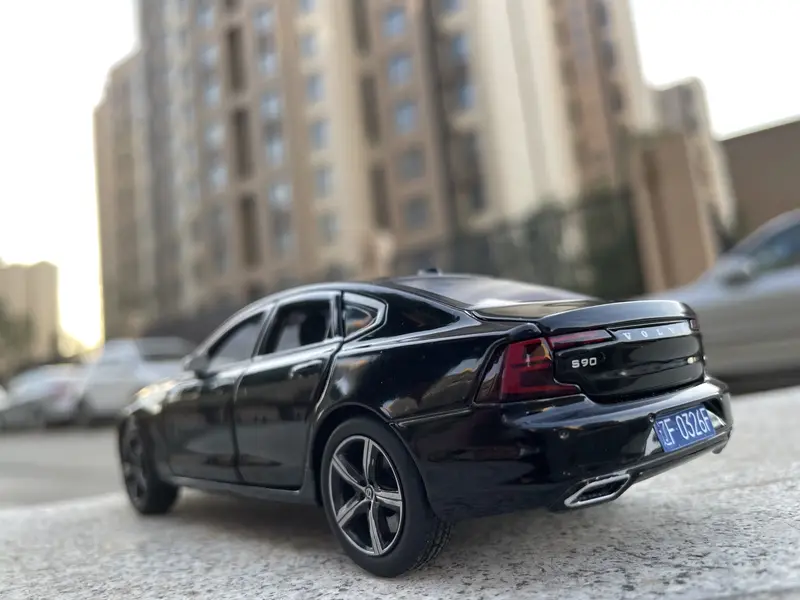 沃尔沃S90，百万内音响无敌，真正让人舍不得下车的，居然不是音响百万以内找不到比它音响更能打的车，我