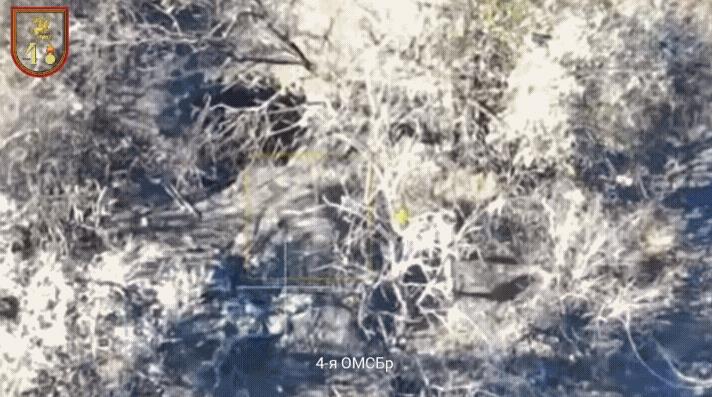 乌军拒绝投降，躲藏在地下掩体坚持抵抗俄军！俄军劝降失败后，也不惯着乌军。一名俄军