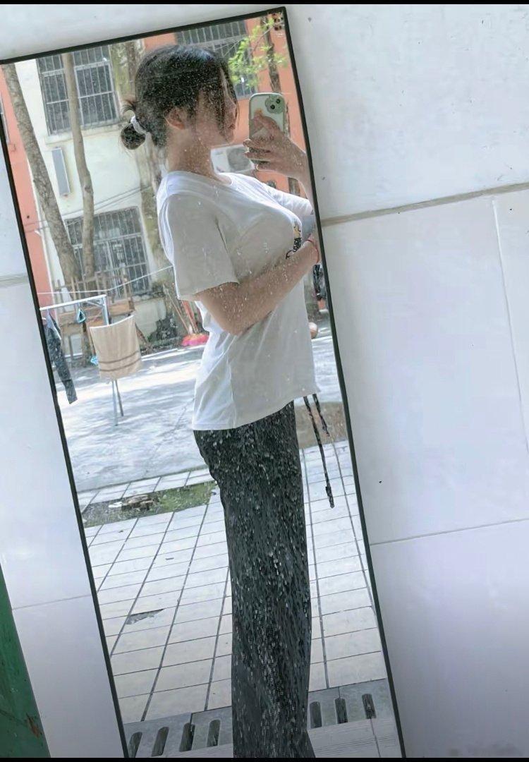 大学就要毕业啦，不再是学姐啦