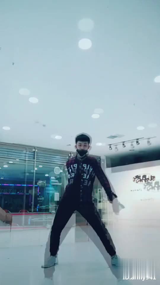 ? Play ? yolo 普通disco 美女演唱神曲 2015082