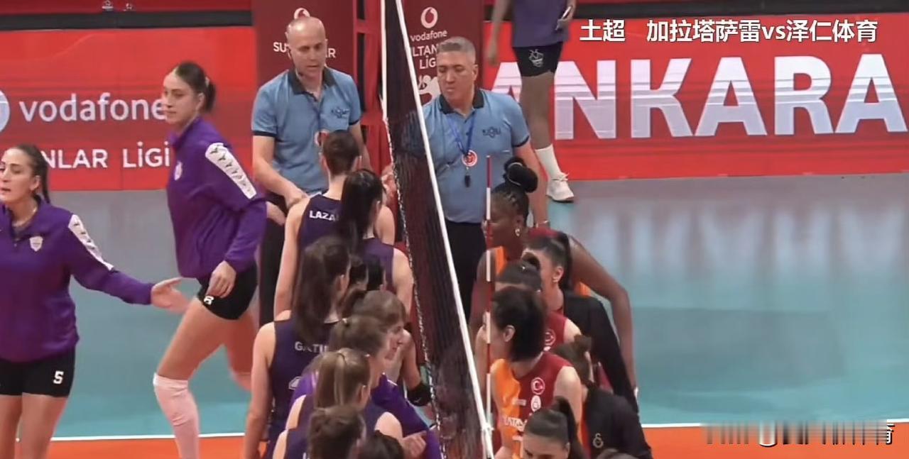 王媛媛拦网再次封神！她跟袁心玥真的还不一样，到了土超联赛拦网突然就醒悟了，没去土