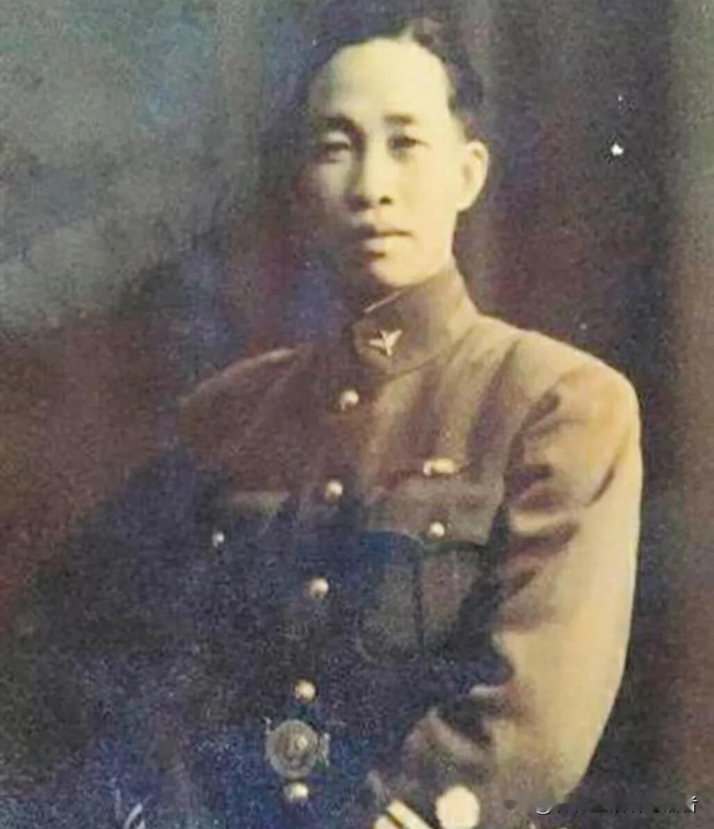 1938年初，中国空军第三大队大队长吴汝鎏，收到了日军飞机空投的一封挑战书。投信