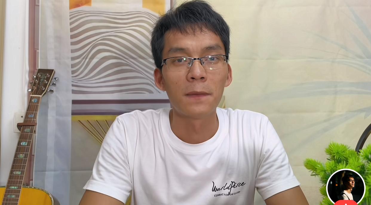 又到了大学英语四六级考试报名时间，唐尚珺分享了自己两次考试经验。唐尚珺说自己