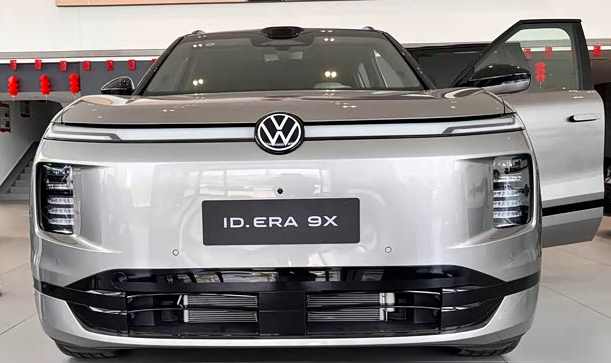 途观L老车主试驾上汽大众ID.ERA9X全记录第一眼就被ID.ERA9X吸
