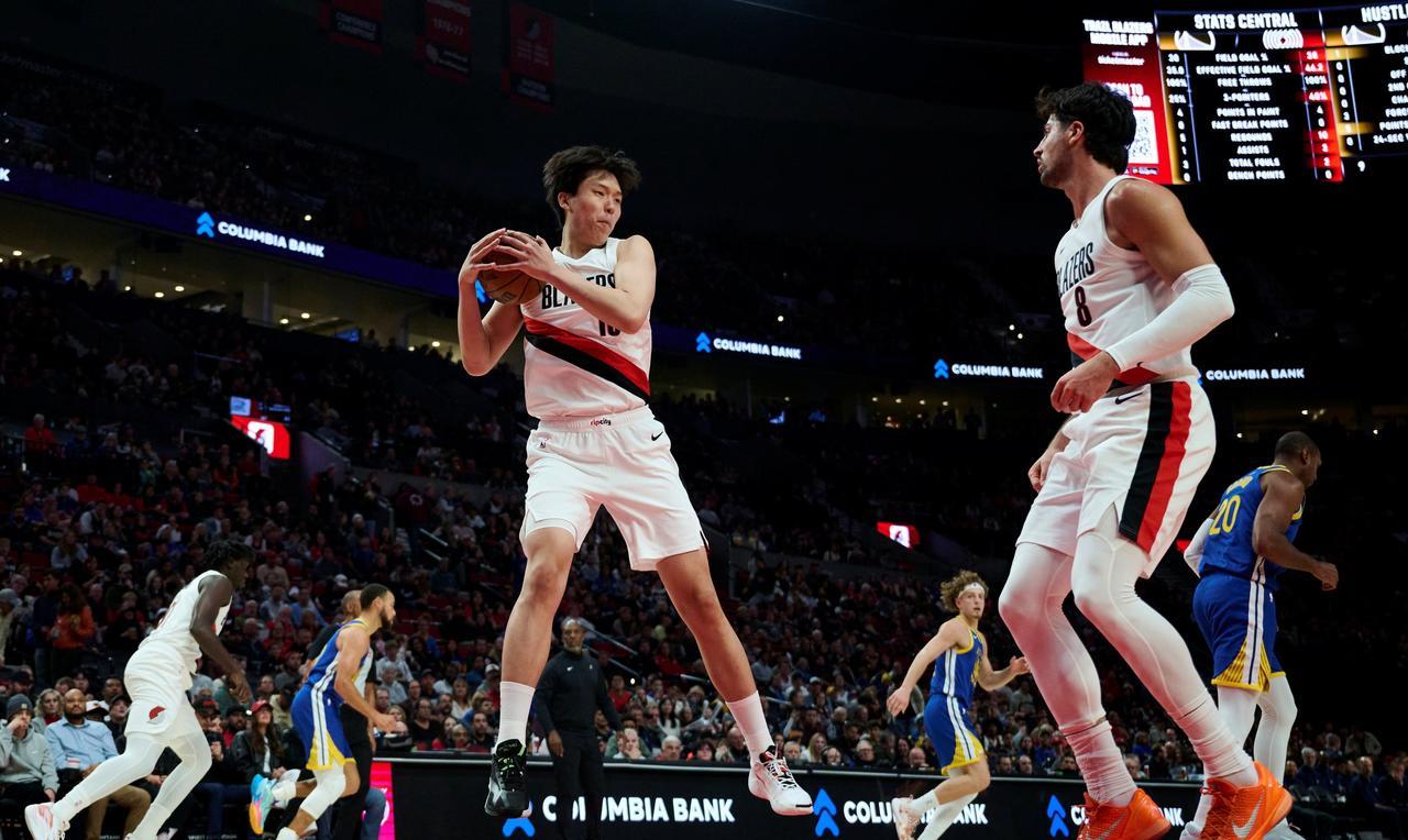 这一刻终于来了！杨瀚森被开拓者下放至发展联盟！开拓者为了更好的培养杨瀚森，于是