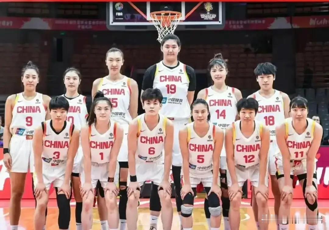 中国女篮有望再创辉煌！2026女篮世界杯分组抽签揭晓，中国女篮与美国女篮、意大