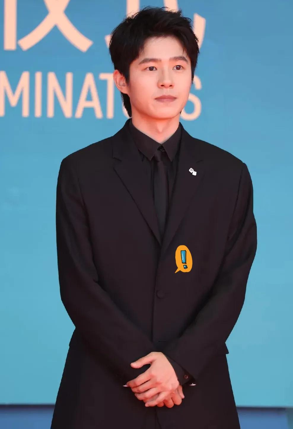 刘昊然这波真的太敢说了！金鸡奖后台被问获奖感言，直接坦言“一个字儿都没准备”，这