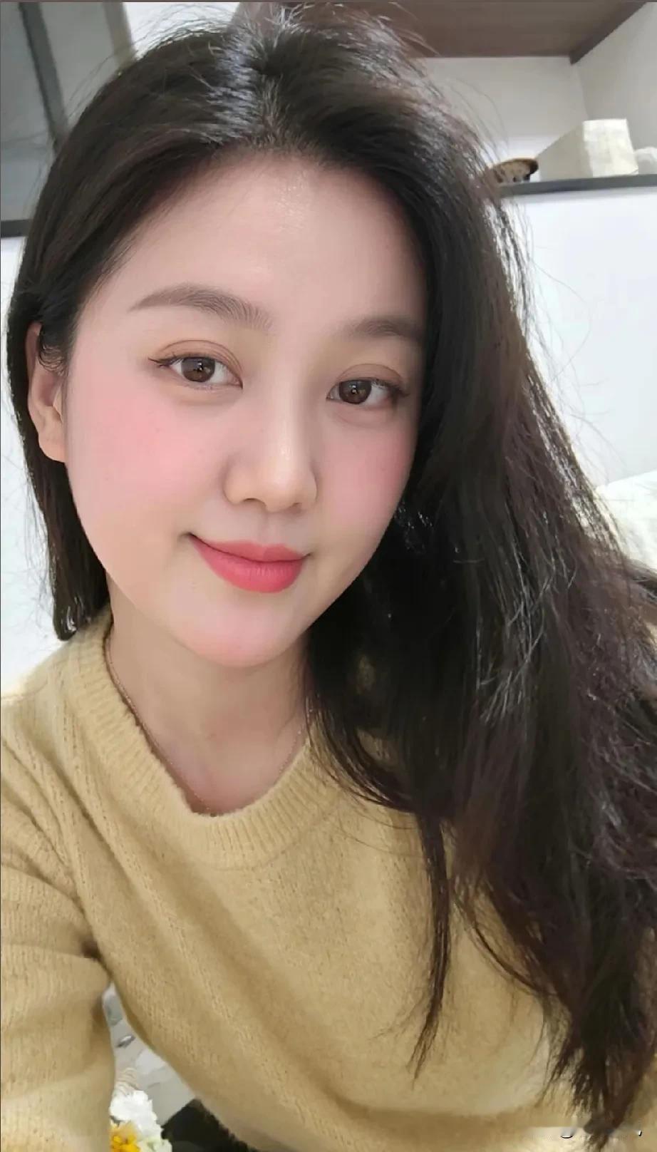 86年40岁在最猛的年纪才明白除非你遇到那个爱到不行满眼都是你的男人出