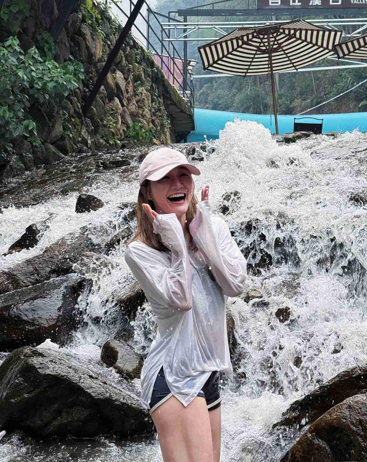 我的今日状态：😁轻松愉快我这里的天气：🌤️多云